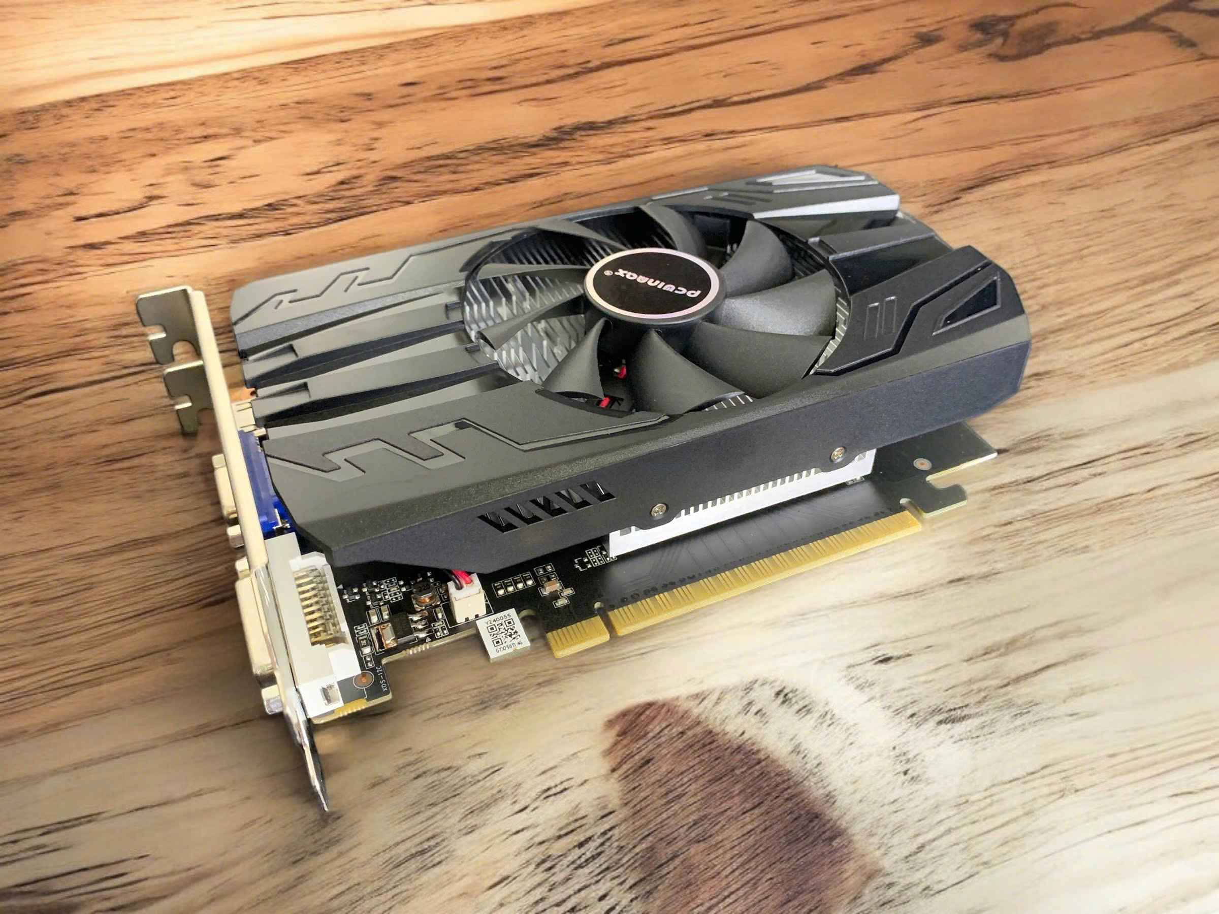 VGA PC Winmax GTX 750Ti 4GB DDR5