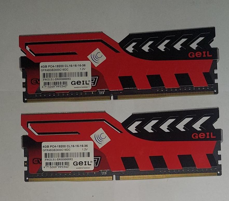 Ram GEIL Forza 8GB DDR4 2400MHz (Màu Vàng / Đỏ) - Cũ