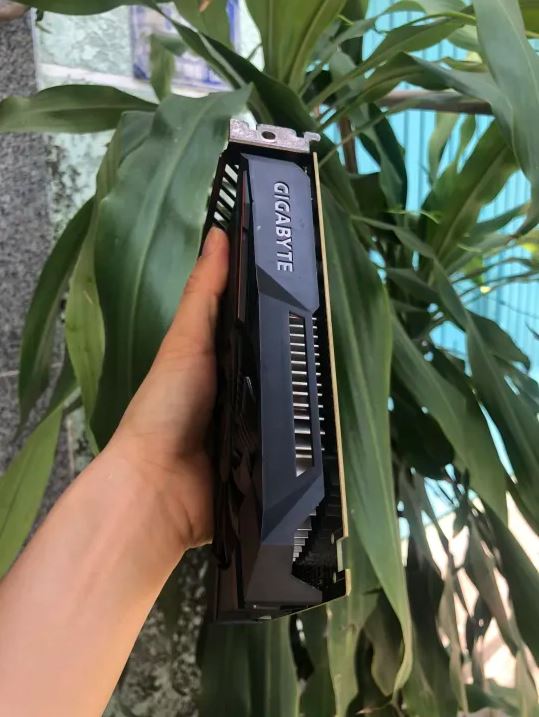 Card Màn Hình Gigabyte GTX 1050 2GB (GV-N1050D5-2GD) - (Cũ / Đẹp)