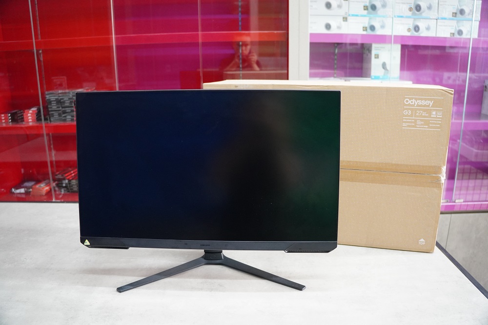Màn hình Samsung Odyssey G3 LS27AG320NEXXV 27 inch FHD VA 165Hz - Cũ, Đẹp