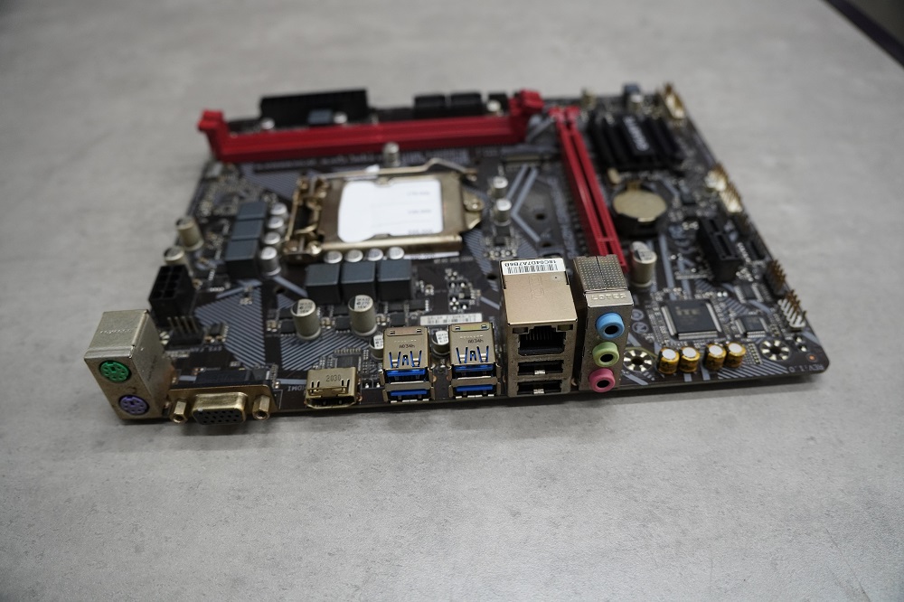 Mainboard GIGABYTE B460M GAMING HD - (Cũ, Không Kèm Chặn Main)