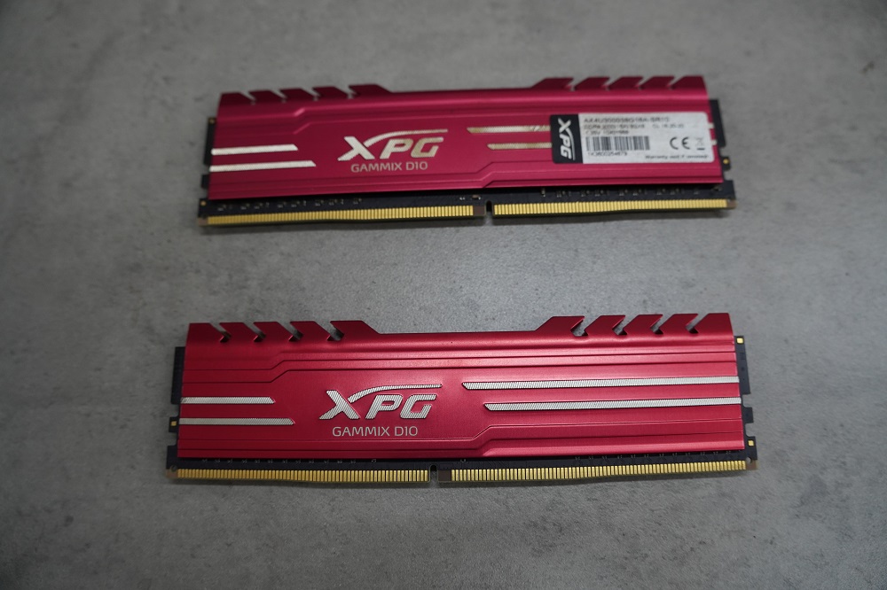 RAM ADATA XPG GAMMIX D10 8GB (1x8GB) DDR4 3000MHz (Đỏ) - Cũ