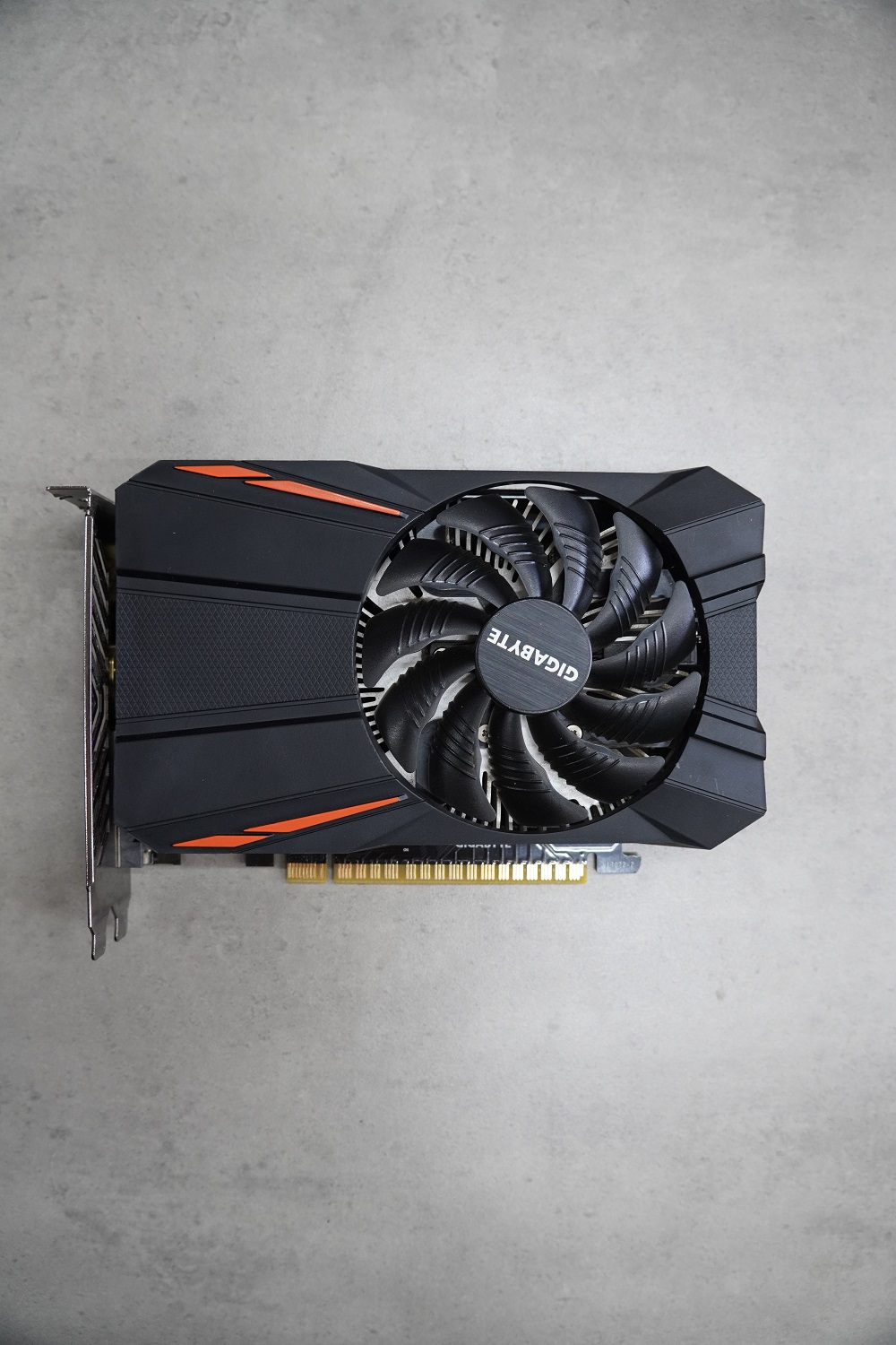 Card Màn Hình Gigabyte GTX 1050 Ti 4G GDDR5 (GV-N105TD5-4GD) - Cũ