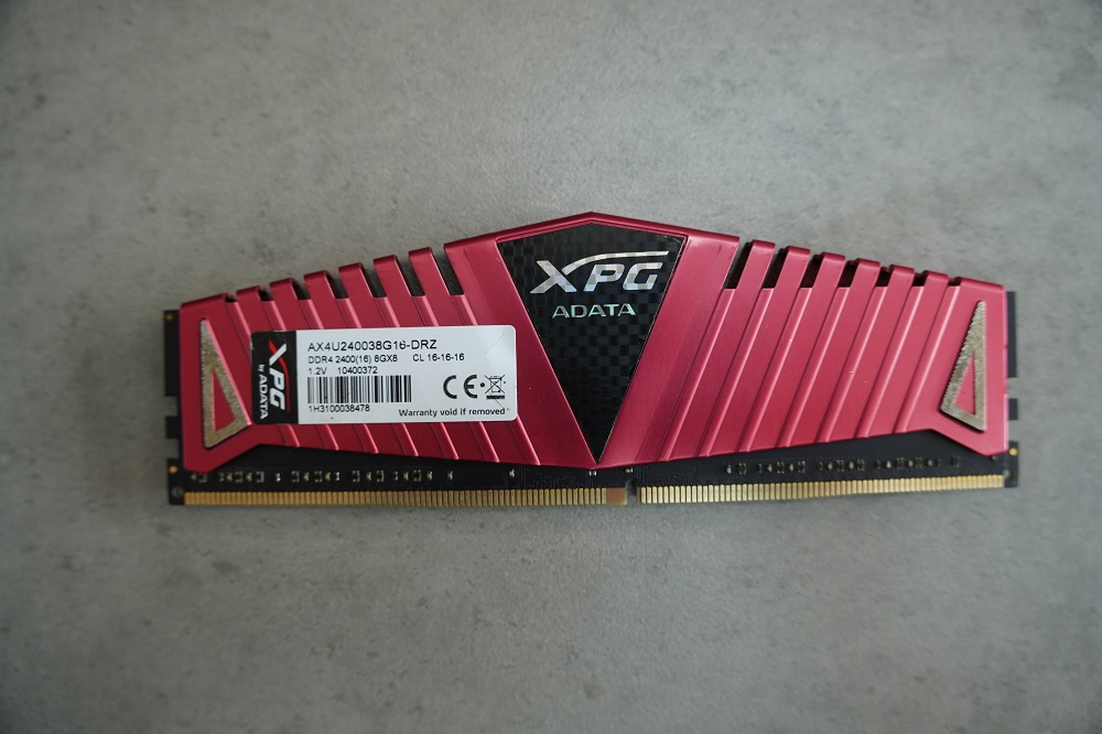 Ram Adata XPG Z1 8GB DDR4 2400 (AX4U2400W8G16-DRZ) - Cũ