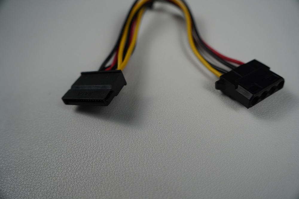 Bộ Chia Nguồn DC 12V Ra Jack Sata + Molex (12V + 5V) - Dùng Lắp Quạt Tản Nhiệt, Led RGB Cho Xe Điện, Bể Cá ...